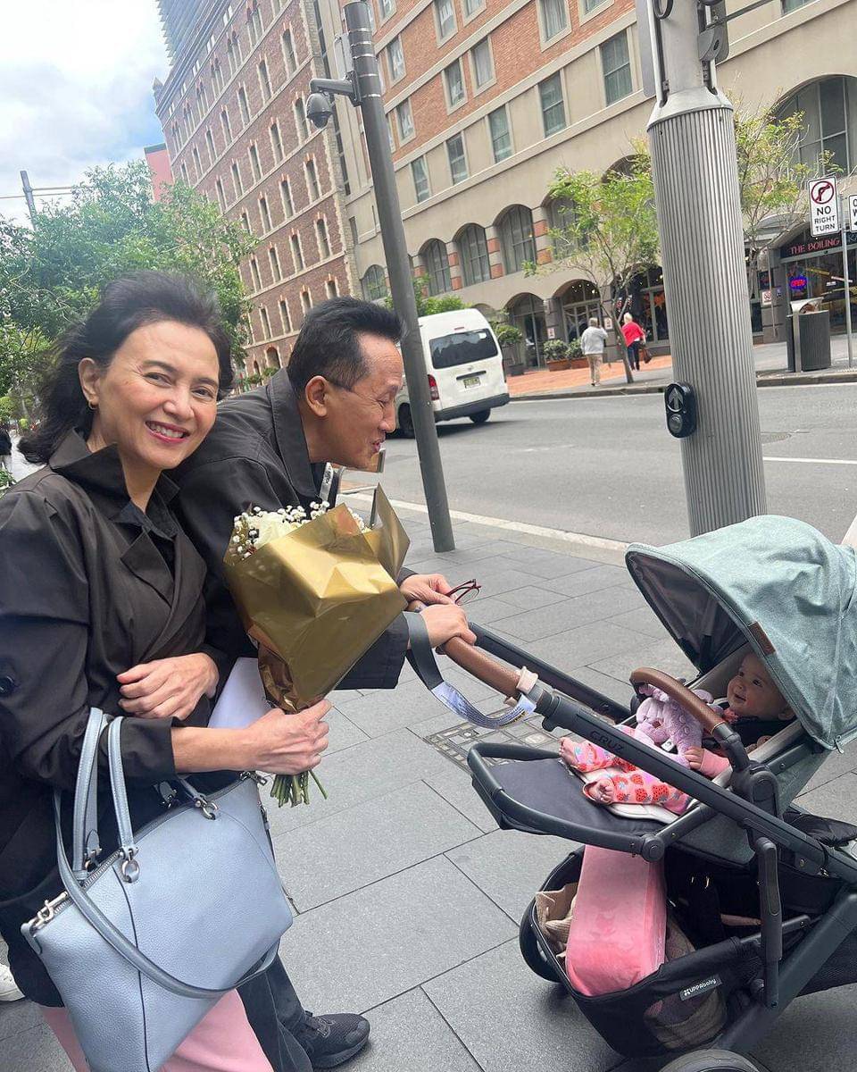 Instagram.com/triawanmunaf